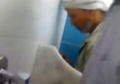 Đánh một con điếm cho một người bạn, trừng phạt mở phim sex nhật bản cô nặng nề trong cây Giáng sinh